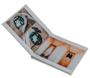 foto knjiga flatlay vezava
